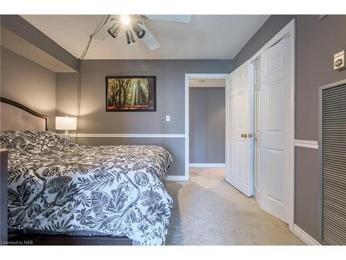 2502-701 Geneva Street, St. Catharines, ON - Indoor Photo Showing Bedroom