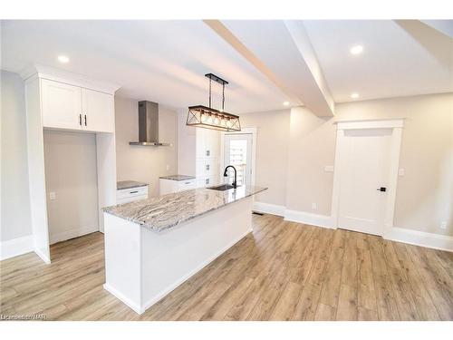 24 Elmview Street E, Welland, ON - Indoor Photo Showing Kitchen