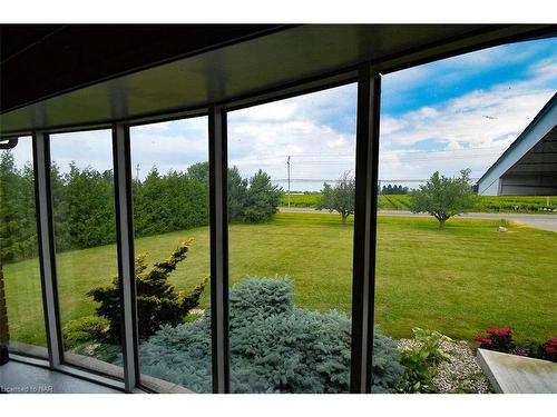 155 East West Line Road, Niagara-On-The-Lake, ON -  With Deck Patio Veranda With View