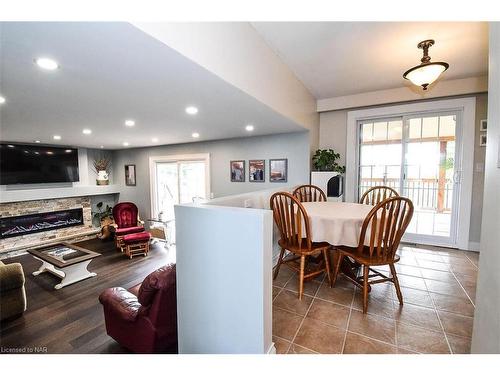 155 East West Line Road, Niagara-On-The-Lake, ON - Indoor Photo Showing Dining Room