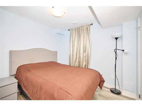 6518 Desanka Avenue Avenue, Niagara Falls, ON - Indoor Photo Showing Bedroom