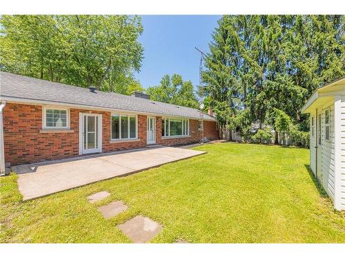 5580 Belmont Avenue, Niagara Falls, ON - Outdoor