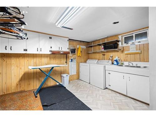 42 Claremount Circle, Welland, ON - Indoor Photo Showing Laundry Room