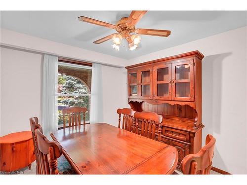 3290 Fairway Road, Niagara Falls, ON - Indoor Photo Showing Dining Room