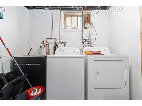168 Young Street, Welland, ON - Indoor Photo Showing Laundry Room
