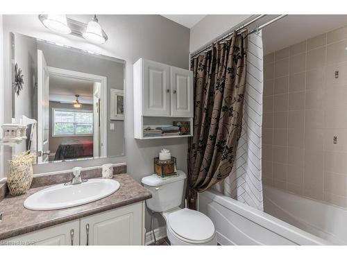 64 Chicory Crescent, St. Catharines, ON - Indoor Photo Showing Bathroom