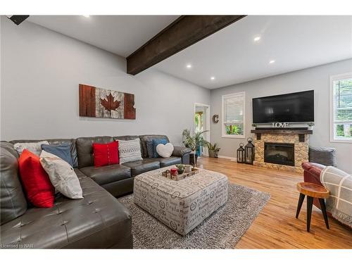 43 Dexter Street, St. Catharines, ON - Indoor Photo Showing Living Room With Fireplace