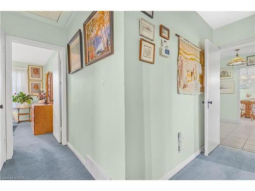 5 Larchwood Drive, St. Catharines, ON - Indoor Photo Showing Other Room