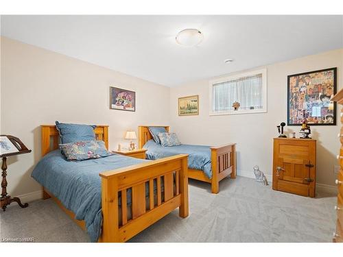 87 Butlers Drive N, Ridgeway, ON - Indoor Photo Showing Bedroom