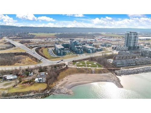 117-16 Concord Place, Grimsby, ON - Outdoor With View