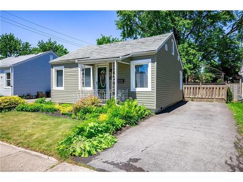 6191 Cadham Street, Niagara Falls, ON - Outdoor