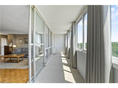 706-35 Towering Heights Boulevard, St. Catharines, ON -  Photo Showing Other Room