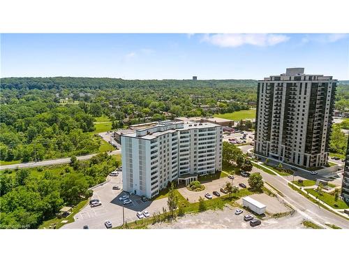 706-35 Towering Heights Boulevard, St. Catharines, ON - Outdoor With View