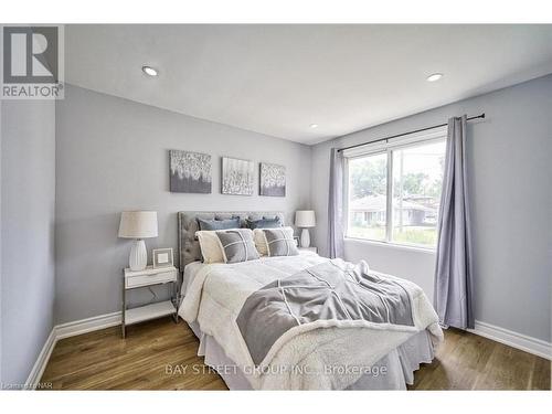 31 Warren Road, St. Catharines, ON - Indoor Photo Showing Bedroom