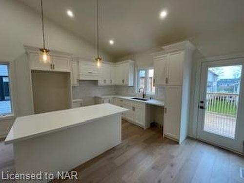 65 Windsor Avenue, Fort Erie, ON - Indoor Photo Showing Kitchen