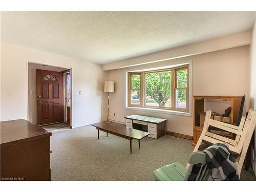 409 First Avenue, Welland, ON - Indoor Photo Showing Other Room