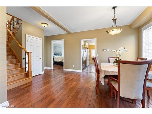 5 Battle Street, Thorold, ON - Indoor Photo Showing Dining Room