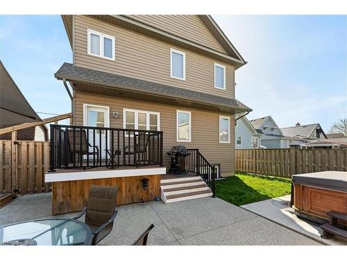 5 Battle Street, Thorold, ON - Outdoor With Deck Patio Veranda With Exterior