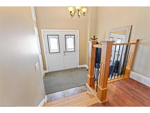 5 Battle Street, Thorold, ON - Indoor Photo Showing Other Room