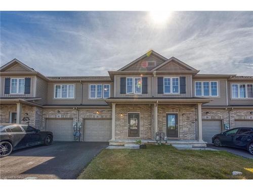 35 Sycamore Street, Welland, ON - Outdoor With Facade