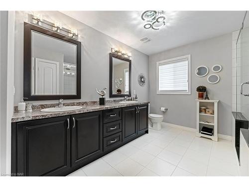 9 Angels Drive, Niagara-On-The-Lake, ON - Indoor Photo Showing Bathroom