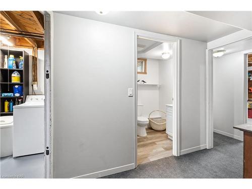 3190 Cattell Drive, Niagara Falls, ON - Indoor Photo Showing Laundry Room