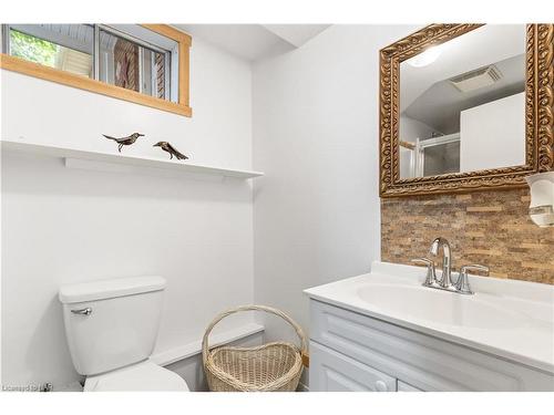 3190 Cattell Drive, Niagara Falls, ON - Indoor Photo Showing Bathroom