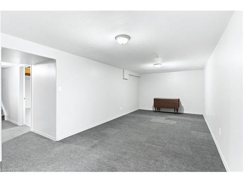 3190 Cattell Drive, Niagara Falls, ON - Indoor Photo Showing Other Room