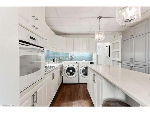 3789 Ninth Street West, Lincoln, ON - Indoor Photo Showing Laundry Room