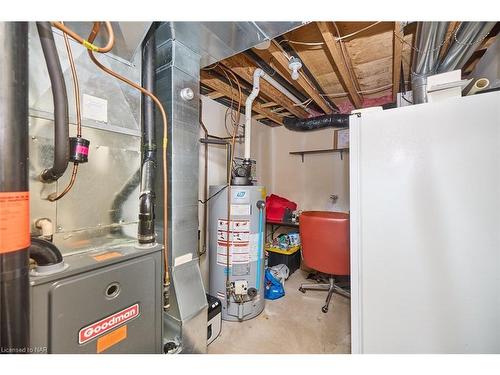 138 Loretta Drive, Niagara-On-The-Lake, ON - Indoor Photo Showing Basement