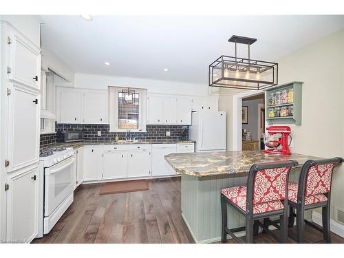 217 Edgar Street, Welland, ON - Indoor Photo Showing Kitchen With Double Sink