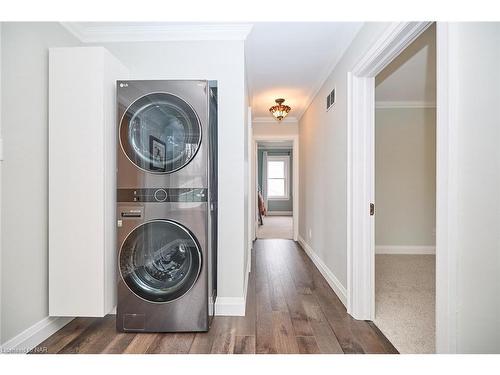 217 Edgar Street, Welland, ON - Indoor Photo Showing Laundry Room