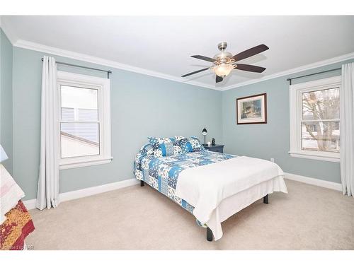 217 Edgar Street, Welland, ON - Indoor Photo Showing Bedroom