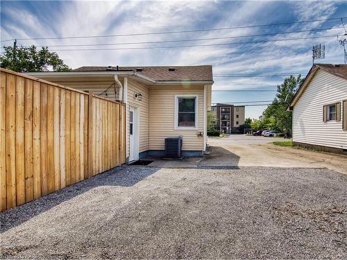 156 Louth Street, St. Catharines, ON - Outdoor With Exterior