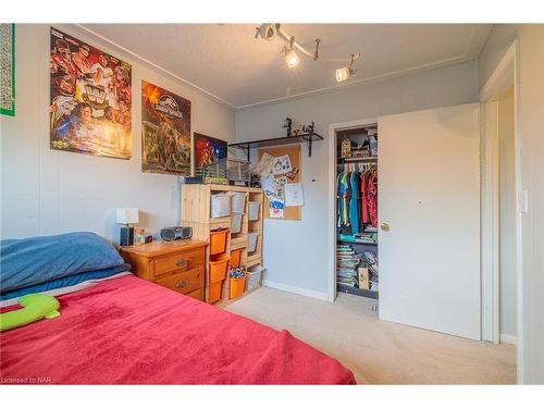 13 Janet Street, Port Colborne, ON - Indoor Photo Showing Bedroom