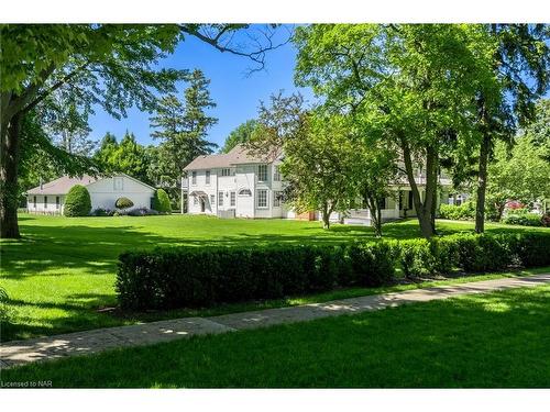 415 Regent Street, Niagara-On-The-Lake, ON - Outdoor