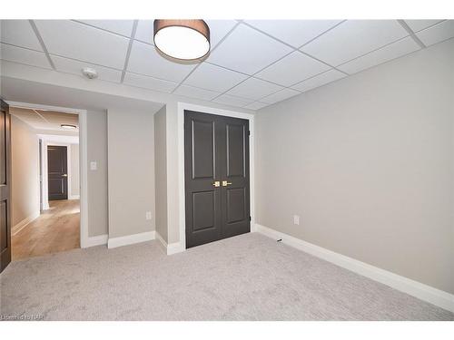 26 Oakridge Boulevard, Pelham, ON - Indoor Photo Showing Other Room