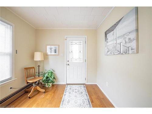 3796 Elm Street, Ridgeway, ON - Indoor Photo Showing Other Room