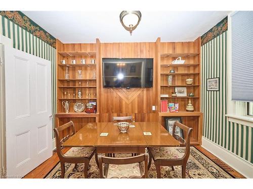 97 Read Road, Niagara-On-The-Lake, ON - Indoor Photo Showing Dining Room