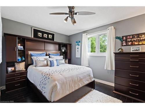 263 Barrick Road, Port Colborne, ON - Indoor Photo Showing Bedroom