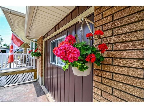 29 Bishops Road, St. Catharines, ON - Outdoor With Deck Patio Veranda With Exterior