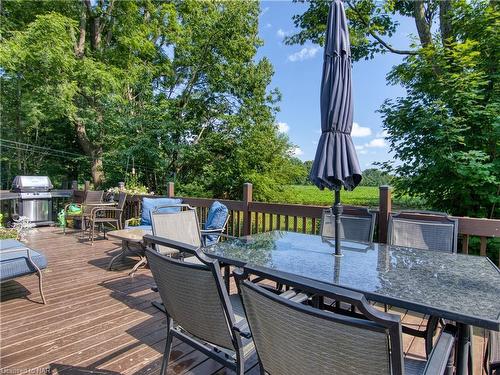 676 Canboro Road, Fenwick, ON - Outdoor With Deck Patio Veranda