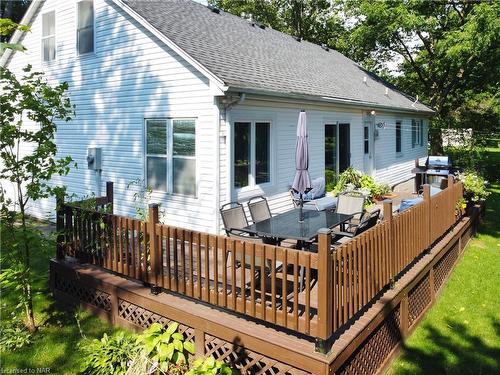 676 Canboro Road, Fenwick, ON - Outdoor With Deck Patio Veranda With Exterior