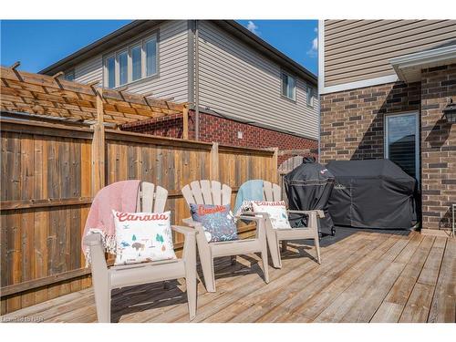 135 Cardinal Crescent, Welland, ON - Outdoor With Deck Patio Veranda