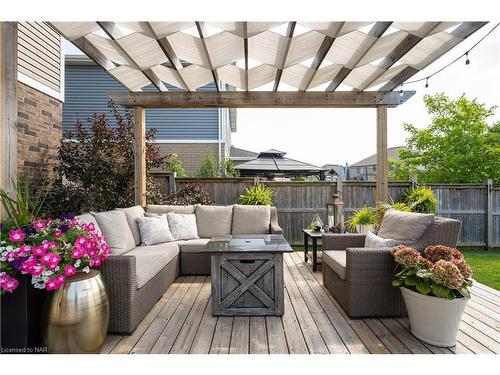 135 Cardinal Crescent, Welland, ON - Outdoor With Deck Patio Veranda With Exterior