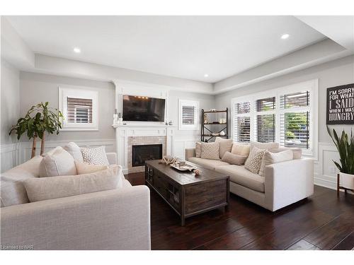 135 Cardinal Crescent, Welland, ON - Indoor Photo Showing Living Room With Fireplace