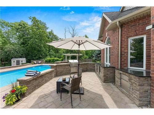 700 Brian Street, Fort Erie, ON - Outdoor With In Ground Pool With Deck Patio Veranda