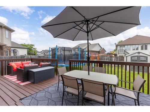 6331 Christopher Crescent, Niagara Falls, ON - Outdoor With Deck Patio Veranda With Exterior