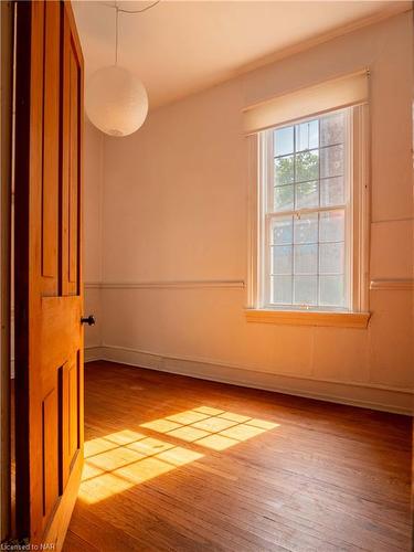 113 Louisa Street, St. Catharines, ON - Indoor Photo Showing Other Room