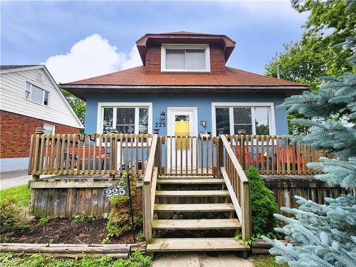 225 Taylor Street, Thorold South, ON - Outdoor With Deck Patio Veranda